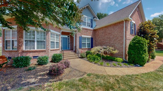 213 James Matthew Ln, Mount Juliet, TN 37122