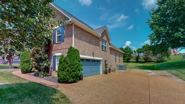 213 James Matthew Ln, Mount Juliet, TN 37122
