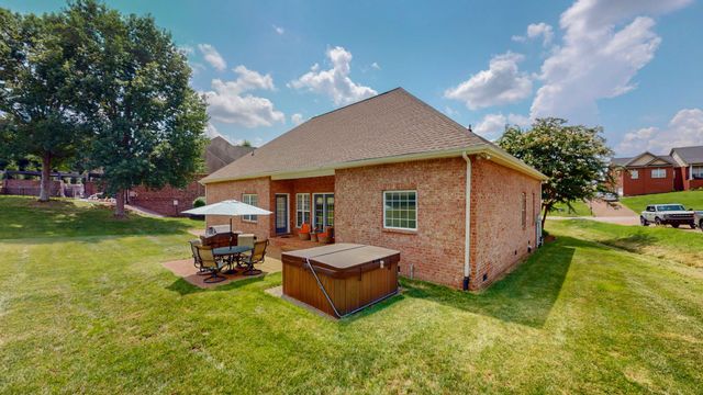213 James Matthew Ln, Mount Juliet, TN 37122