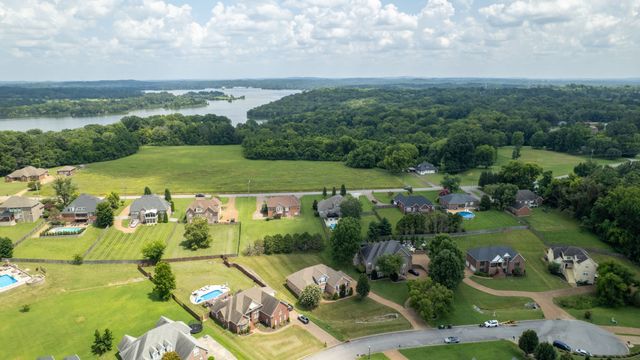 213 James Matthew Ln, Mount Juliet, TN 37122