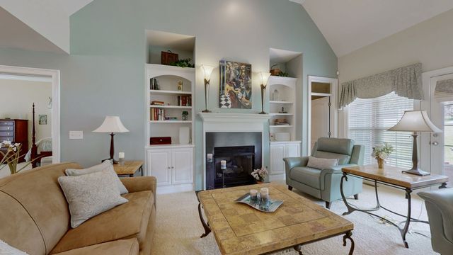 213 James Matthew Ln, Mount Juliet, TN 37122