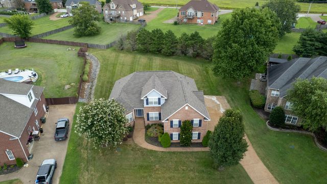 213 James Matthew Ln, Mount Juliet, TN 37122