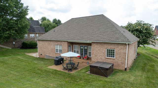 213 James Matthew Ln, Mount Juliet, TN 37122