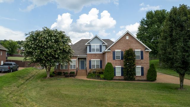 213 James Matthew Ln, Mount Juliet, TN 37122