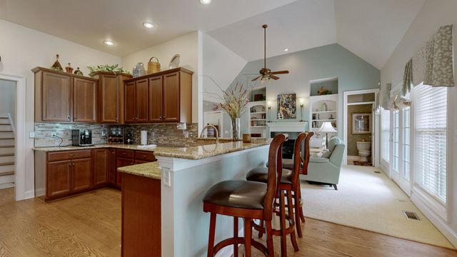 213 James Matthew Ln, Mount Juliet, TN 37122