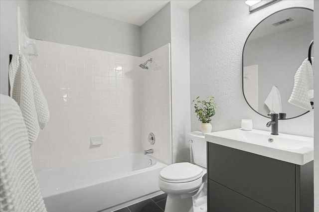 2002 Forest Hill CV, Round Rock, TX 78665