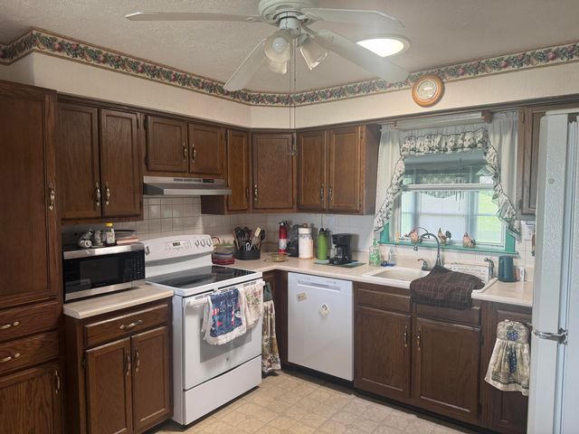 2225 Old Boonesboro Road, Winchester, KY 40391