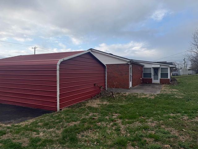 2225 Old Boonesboro Road, Winchester, KY 40391