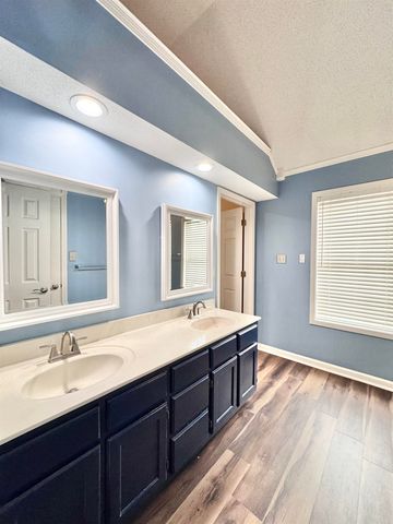 6700 DAWNHILL RD, Bartlett, TN 38135