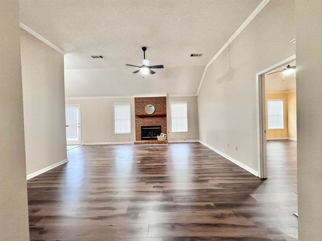 6700 DAWNHILL RD, Bartlett, TN 38135