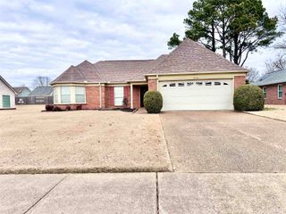 6700 DAWNHILL RD, Bartlett, TN 38135