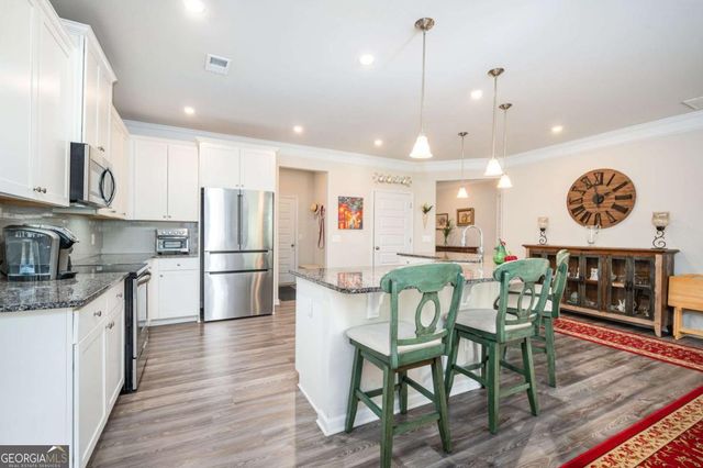 702 Owens Circle, Canton, GA 30115