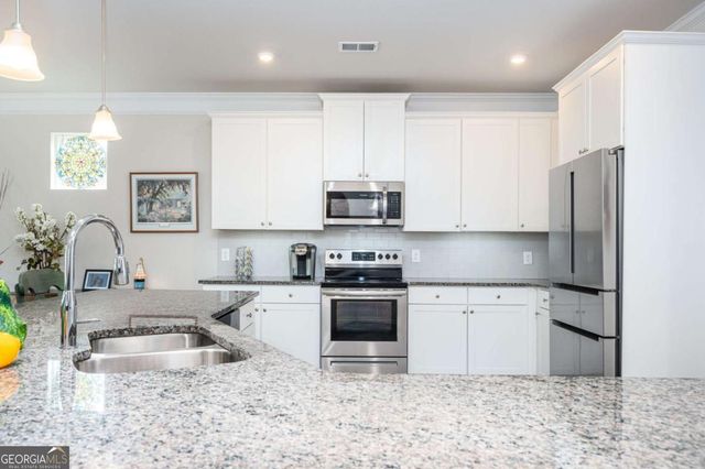 702 Owens Circle, Canton, GA 30115