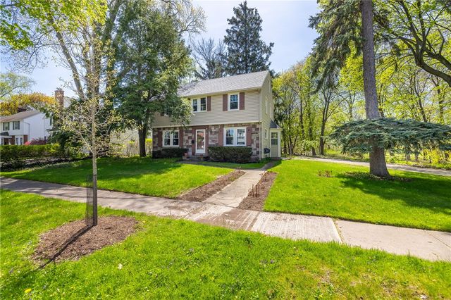 11 Covington Road, Irondequoit, NY 14617