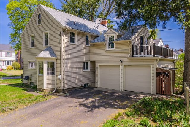 11 Covington Road, Irondequoit, NY 14617