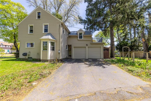 11 Covington Road, Irondequoit, NY 14617