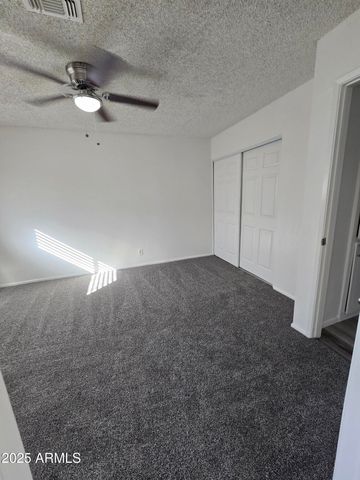 2211 W PECAN Road, Phoenix, AZ 85041