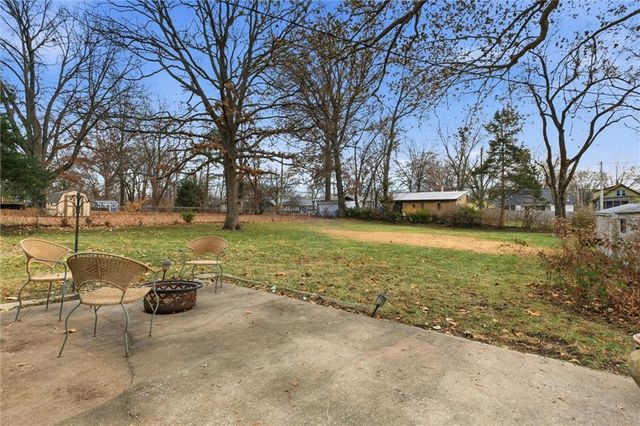 927 W 78th Street, Kansas City, MO 64114