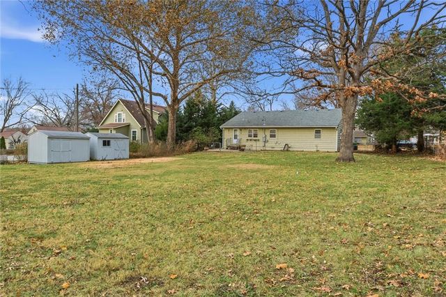 927 W 78th Street, Kansas City, MO 64114