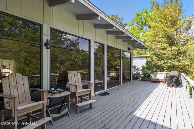 5516 Alakoko Drive, Diamondhead, MS 39525
