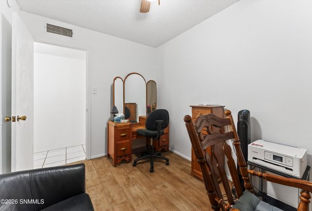 5225 Apache Trail, Las Cruces, NM 88012