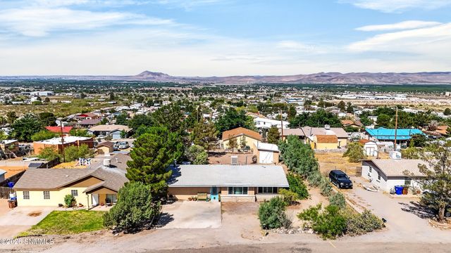 5225 Apache Trail, Las Cruces, NM 88012