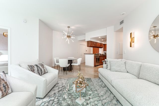 347 N New River Drive E, Fort Lauderdale, FL 33301