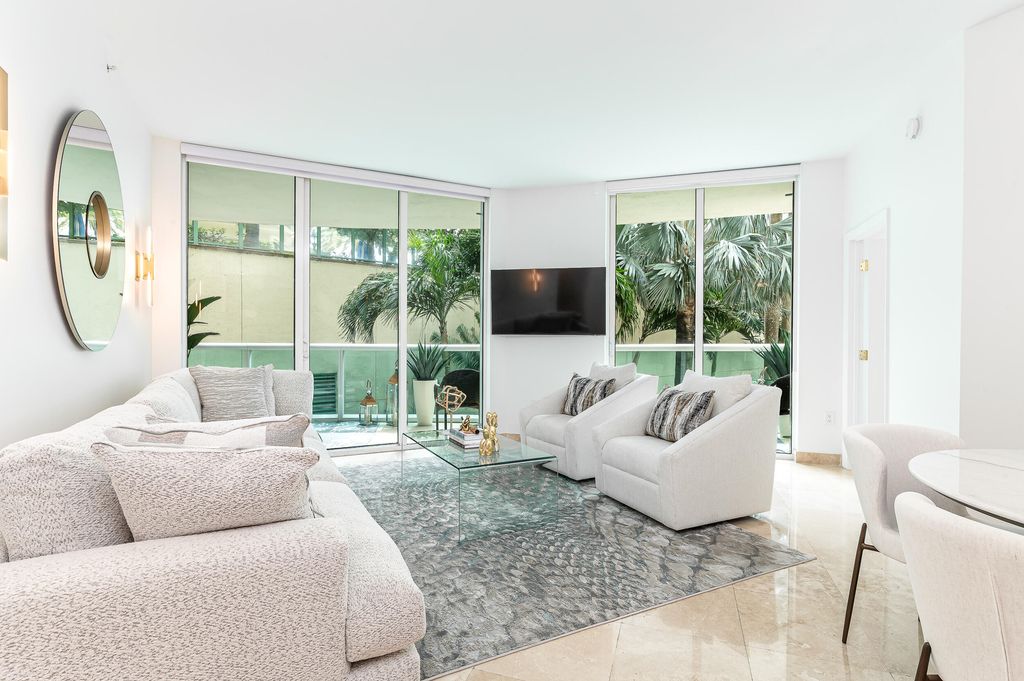 347 N New River Drive E, Fort Lauderdale, FL 33301