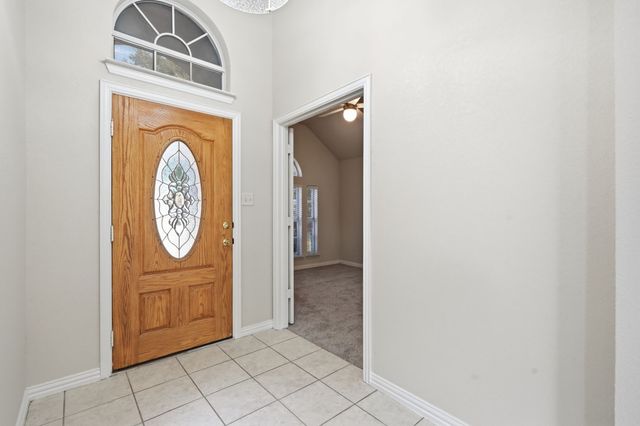 1121 SW Hillside Drive, Burleson, TX 76028