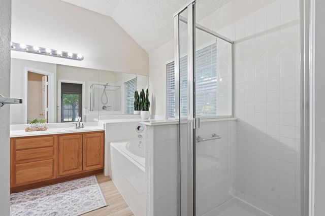 1121 SW Hillside Drive, Burleson, TX 76028