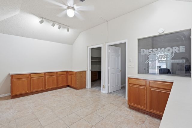 1121 SW Hillside Drive, Burleson, TX 76028