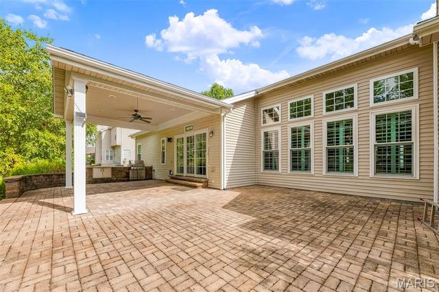 1817 Majestic Oaks Drive, Wentzville, MO 63385