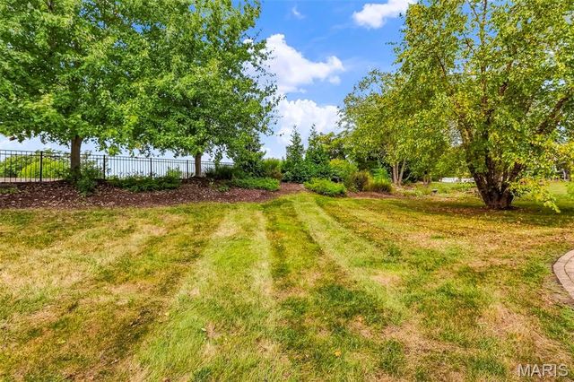 1817 Majestic Oaks Drive, Wentzville, MO 63385