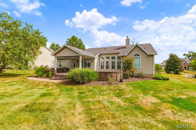 1817 Majestic Oaks Drive, Wentzville, MO 63385