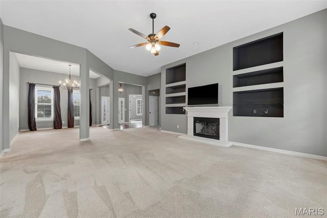 1817 Majestic Oaks Drive, Wentzville, MO 63385