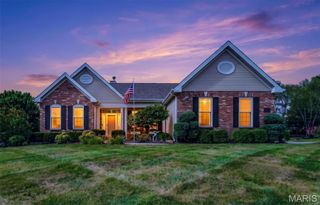 1817 Majestic Oaks Drive, Wentzville, MO 63385