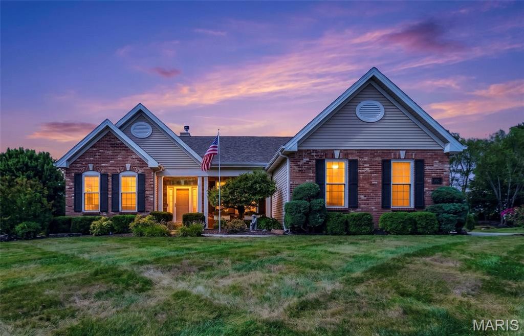 1817 Majestic Oaks Drive, Wentzville, MO 63385