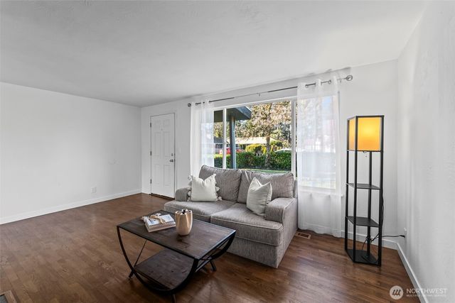 8809 Meadow Road SW, Lakewood, WA 98499