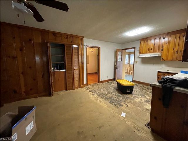 838 NC Highway 65, Reidsville, NC 27320