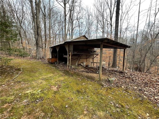 838 NC Highway 65, Reidsville, NC 27320