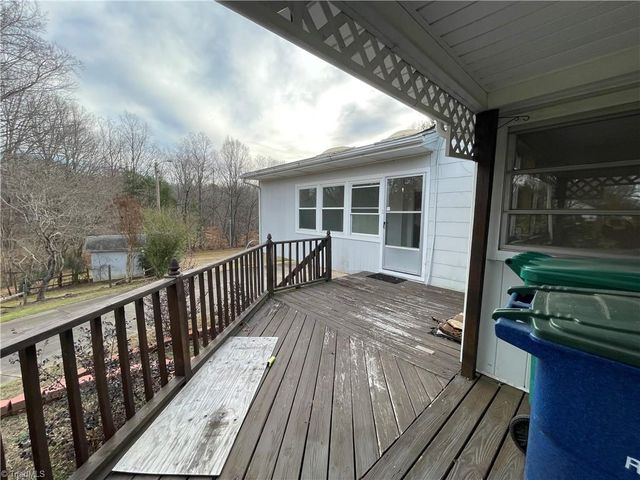 838 NC Highway 65, Reidsville, NC 27320