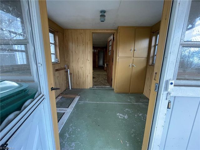 838 NC Highway 65, Reidsville, NC 27320