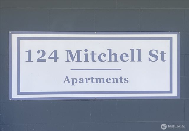 124 Mitchell Street, Sumas, WA 98295