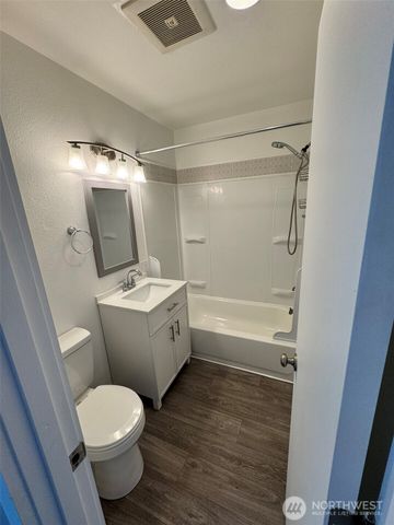 124 Mitchell Street, Sumas, WA 98295