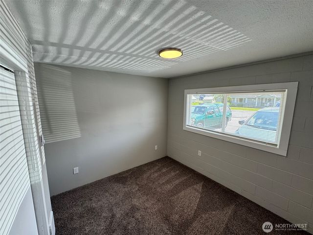 124 Mitchell Street, Sumas, WA 98295