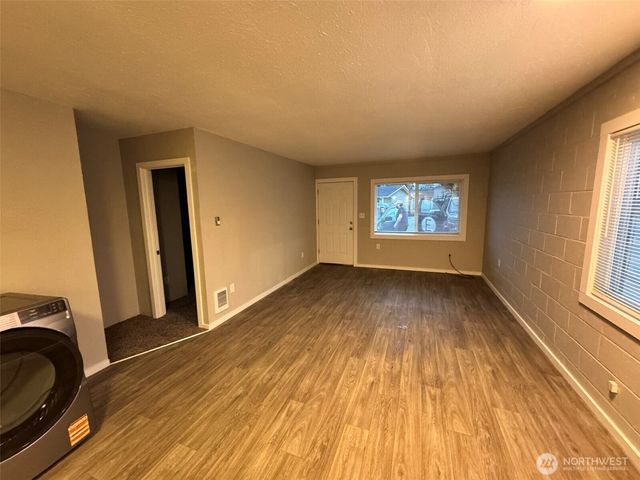 124 Mitchell Street, Sumas, WA 98295