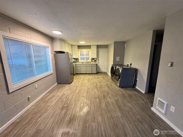 124 Mitchell Street, Sumas, WA 98295
