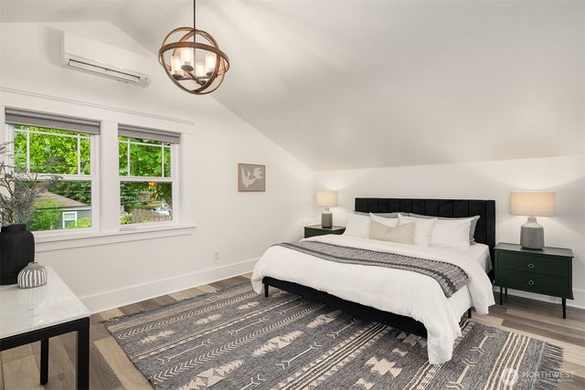 519 27th Avenue, Seattle, WA 98122
