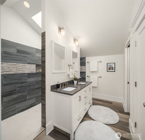 519 27th Avenue, Seattle, WA 98122