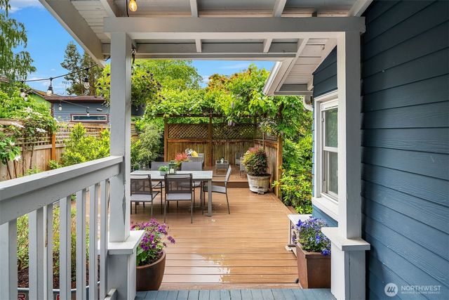 519 27th Avenue, Seattle, WA 98122